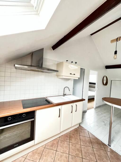 Dubai - Bel Appartement A Reims Kültér fotó